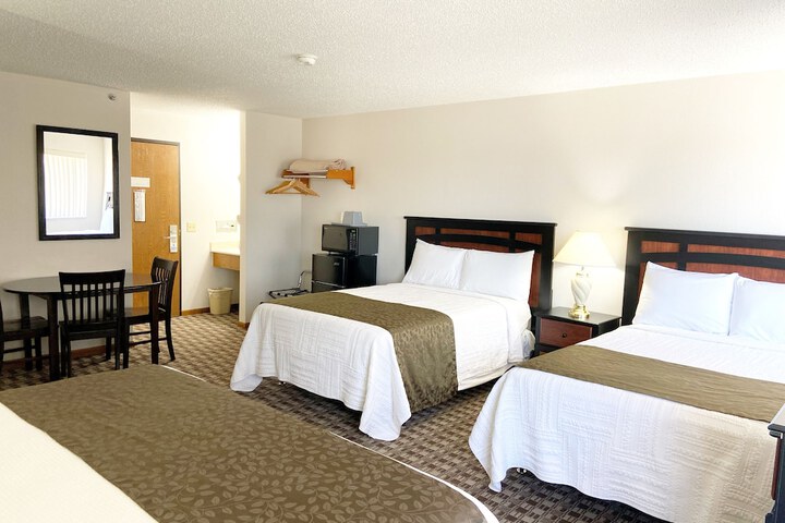 Room 14 of 27