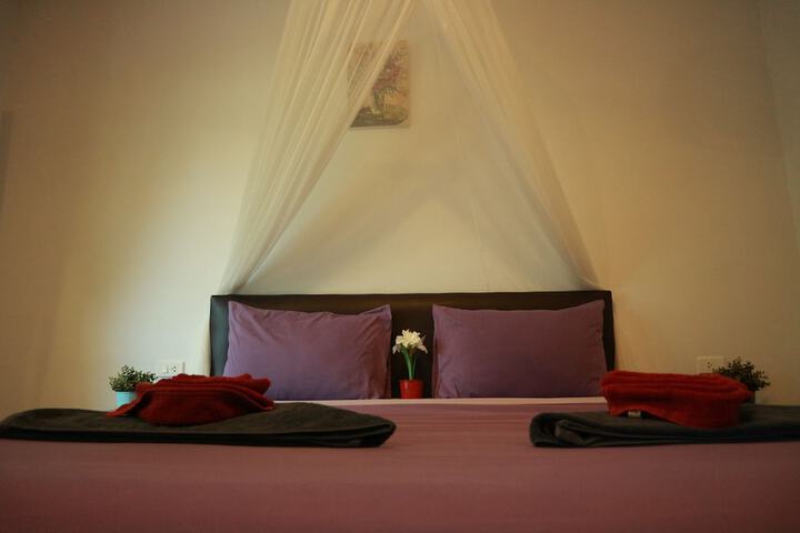 Room 19 of 63