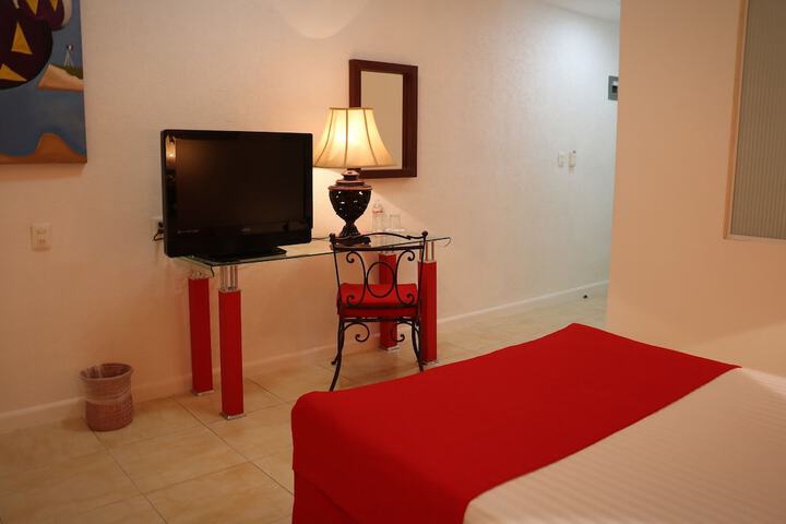 Room 16 of 35