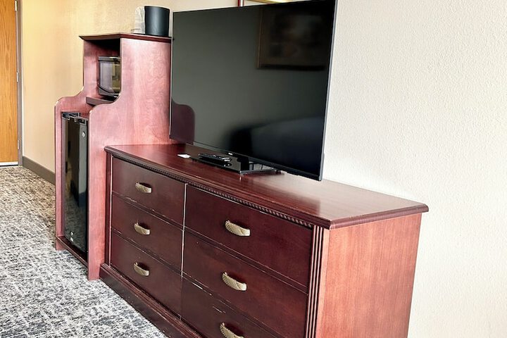 Room 40 of 100