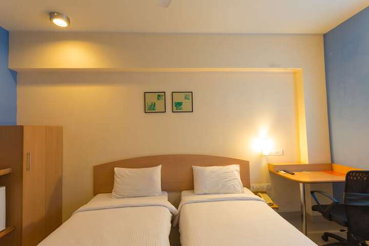 Room 12 of 54
