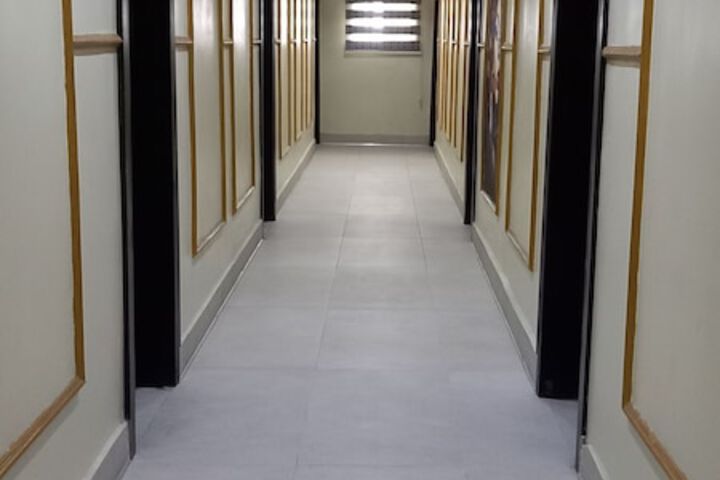 Ballroom/Hall 10 of 13