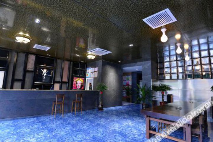 Hotel Interior 6 of 20