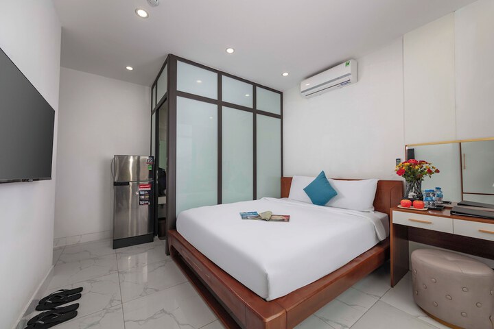 Room 43 of 99