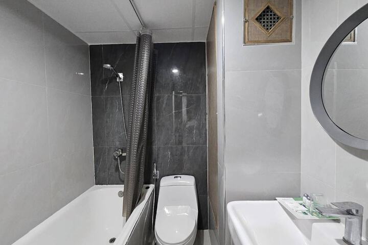 Bath Photo