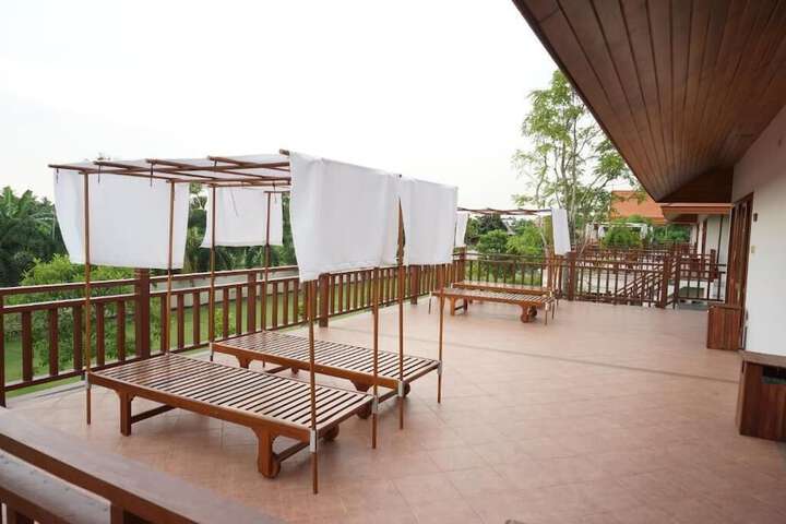 Room 5 of 40