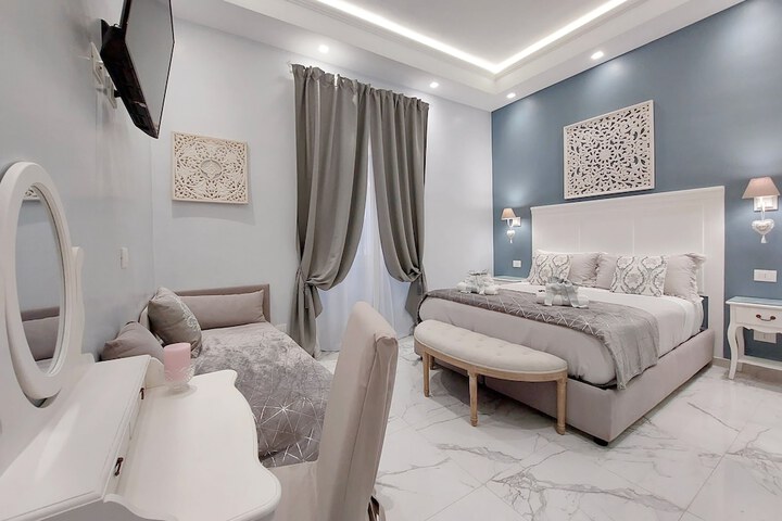 Room 12 of 51