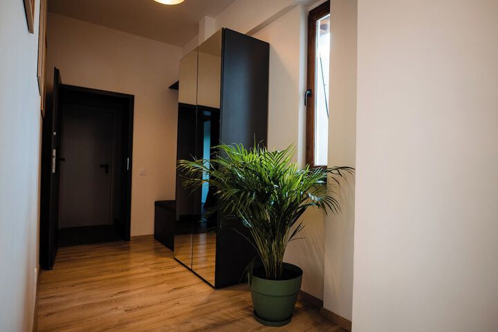 Room 27 of 56