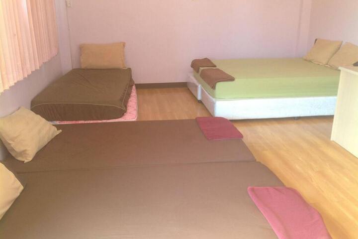 PEN HOSTELS
