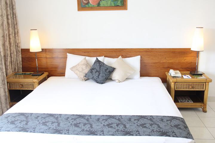 Room 16 of 110