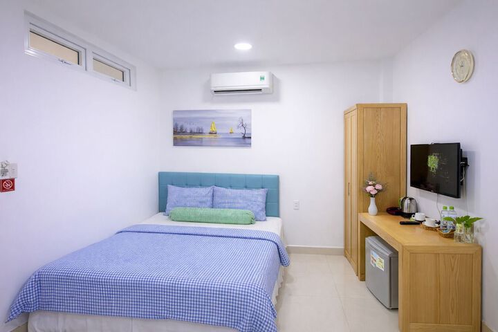 Room 15 of 30