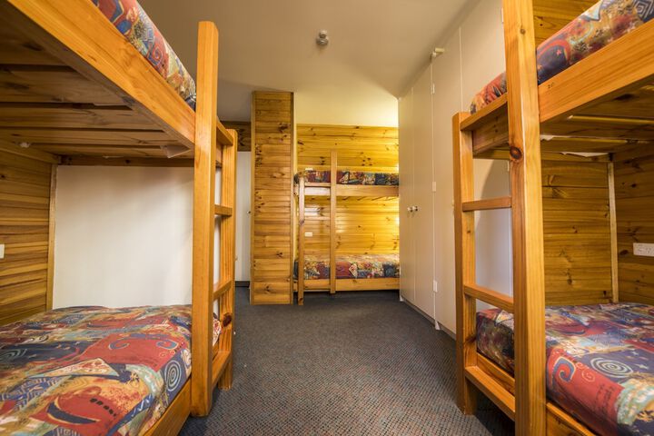 Room 13 of 48