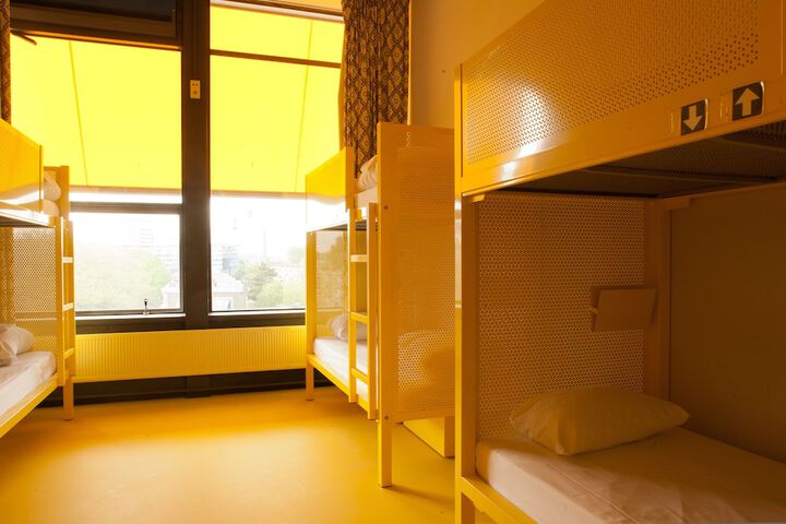 Room 6 of 53