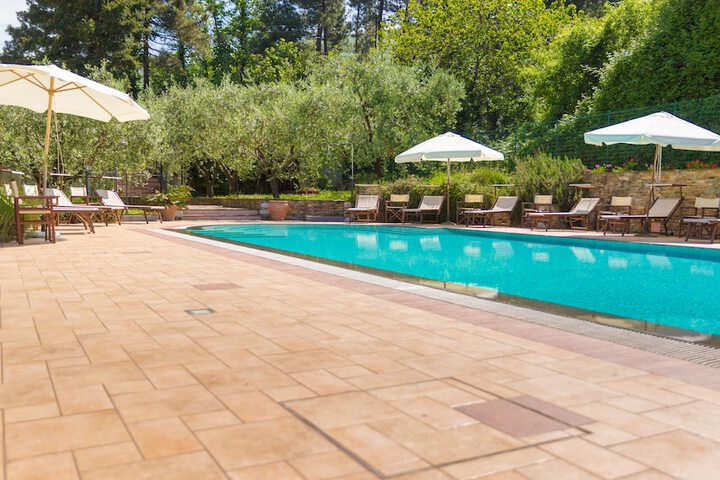 Pool 54 of 71