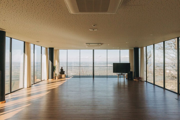 Hotel Interior 137 of 181
