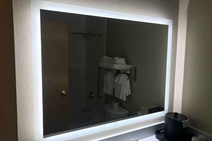 Room 112 of 236