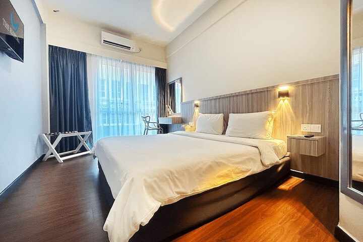 Room 3 of 13