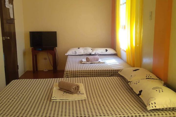 Room 2 of 20