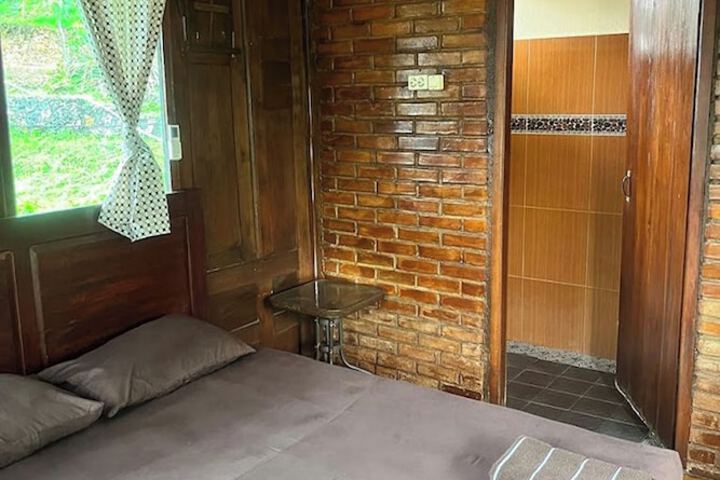Room 7 of 41