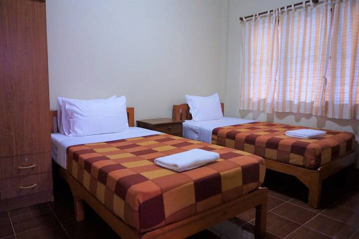 Room 12 of 68