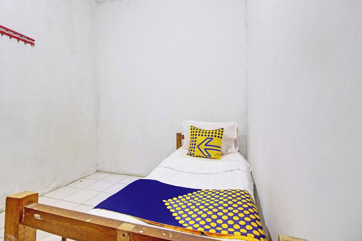 Room 16 of 23