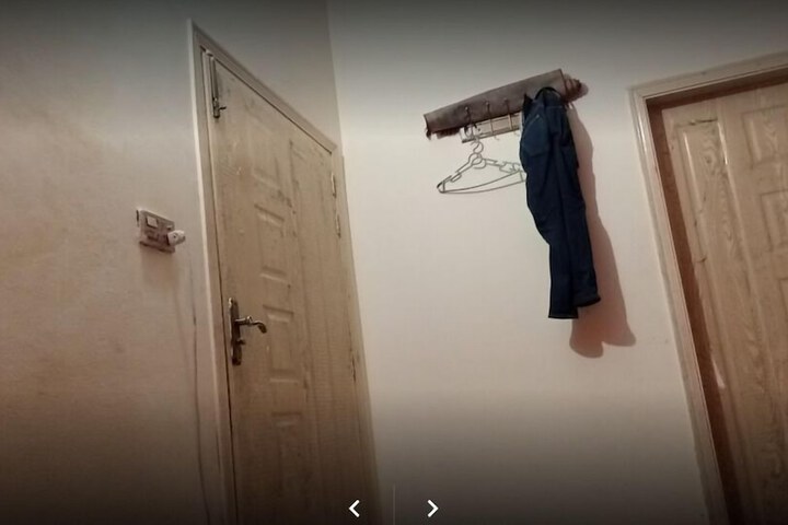Room 3 of 13
