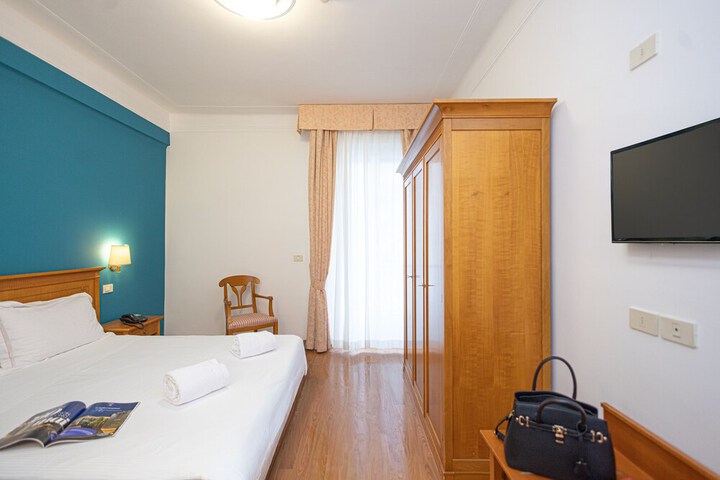 Room 41 of 134