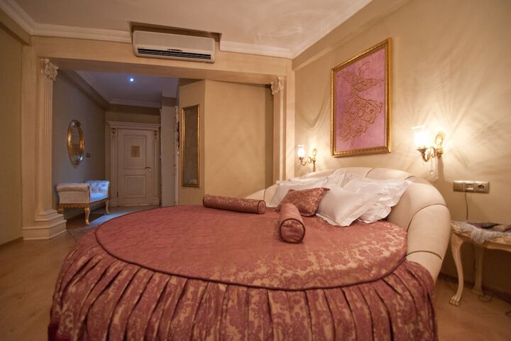 Room 20 of 49