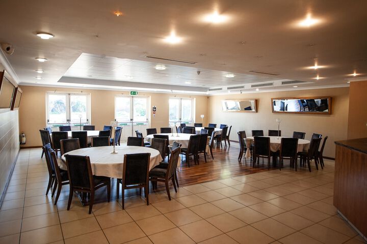 Ballroom/Hall 45 of 56