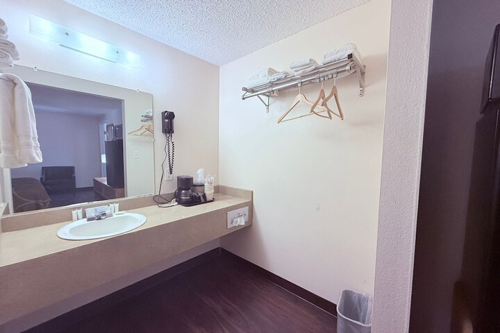 Room 63 of 90