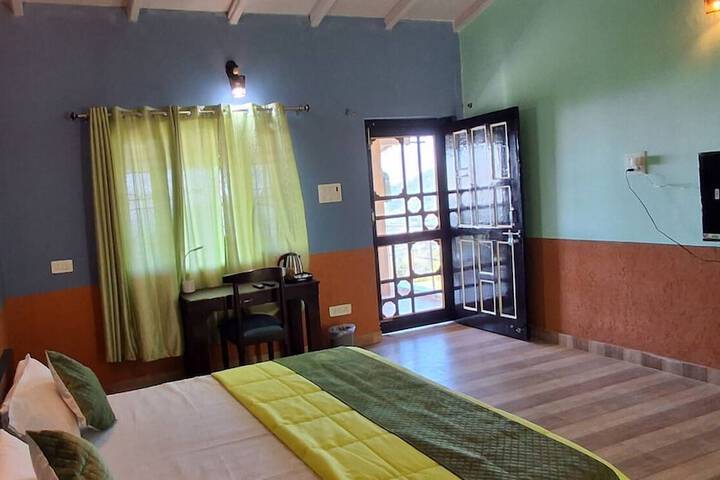 Room 10 of 60