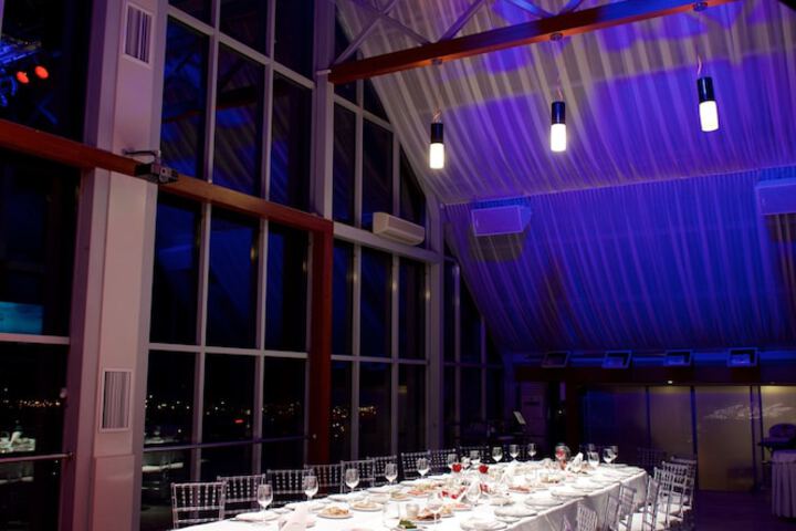 Ballroom/Hall 90 of 99
