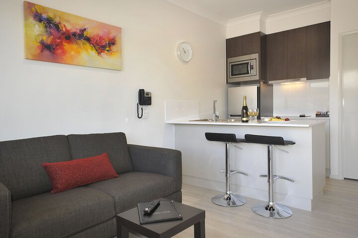 Room 4 of 38