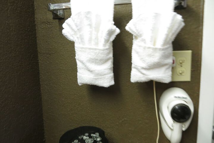Bathroom amenities