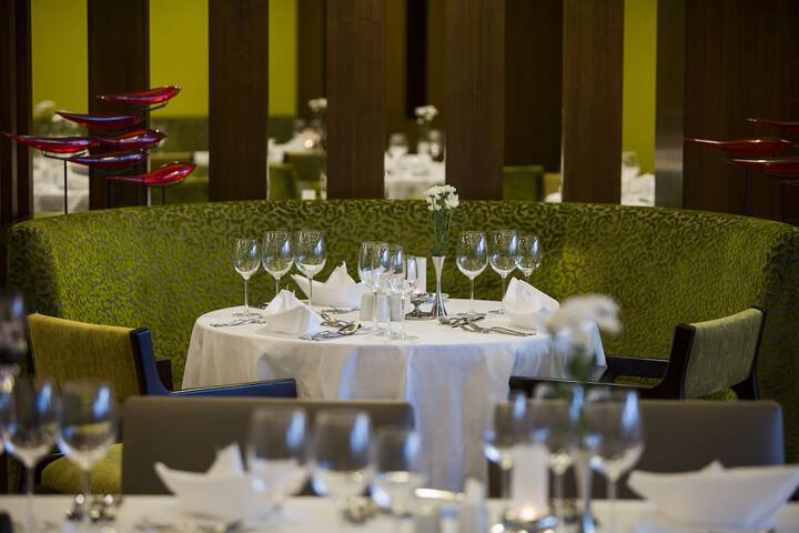 Dining 169 of 303