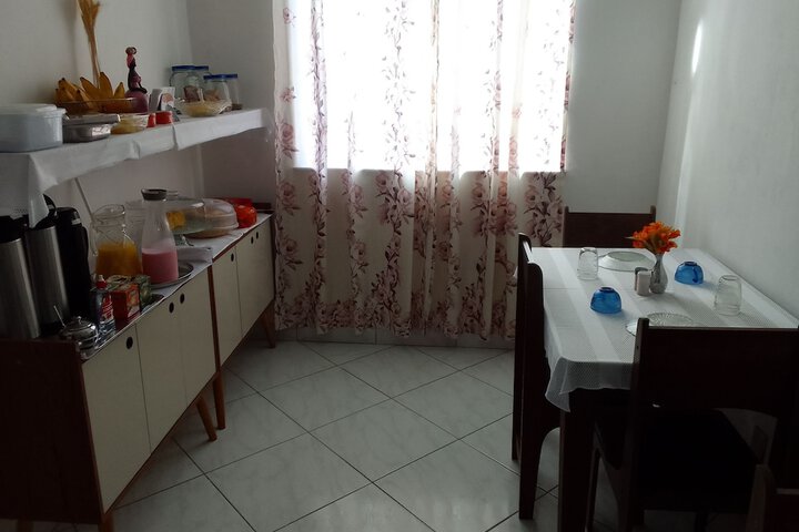Dining 3 of 18