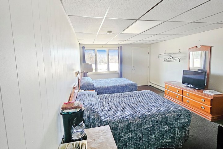 Room 2 of 58
