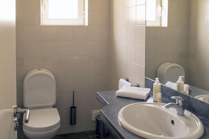 Clean Restrooms