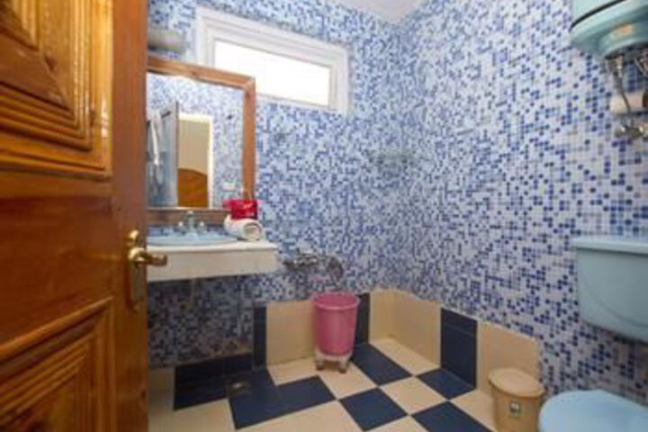 Room 3 of 36