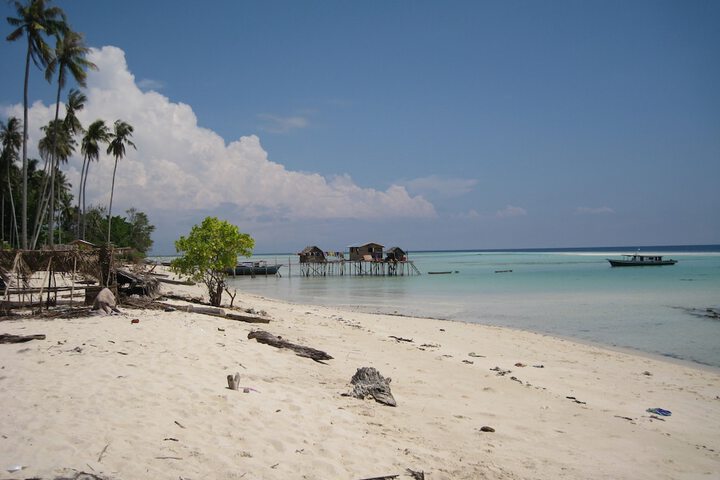 Beach 43 of 49