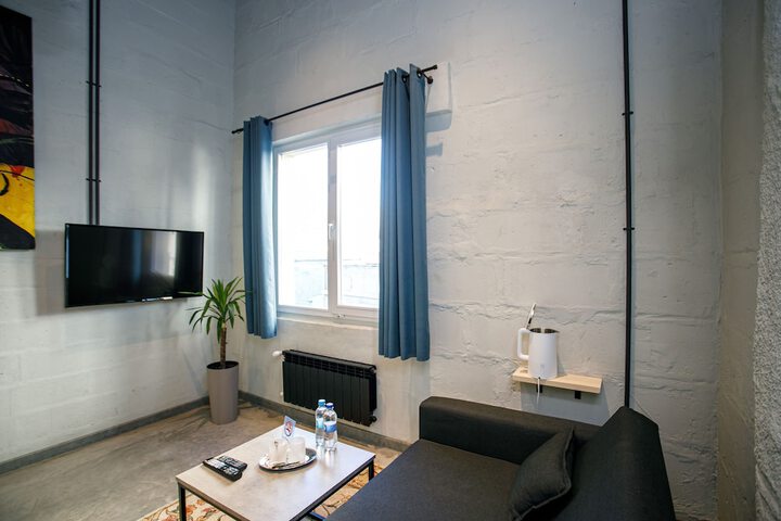Room 20 of 53