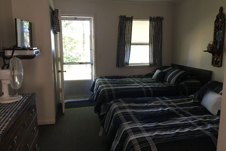 Room 4 of 58