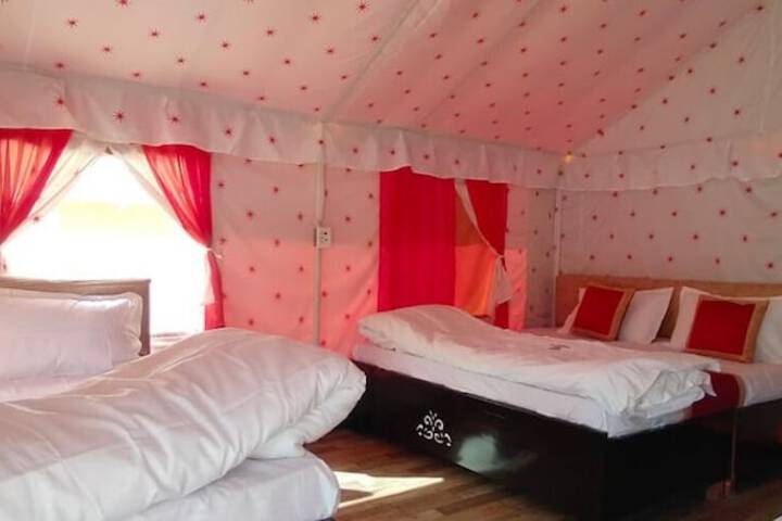 Room 17 of 30