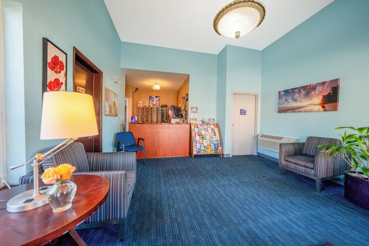 Hotel Interior 6 of 52