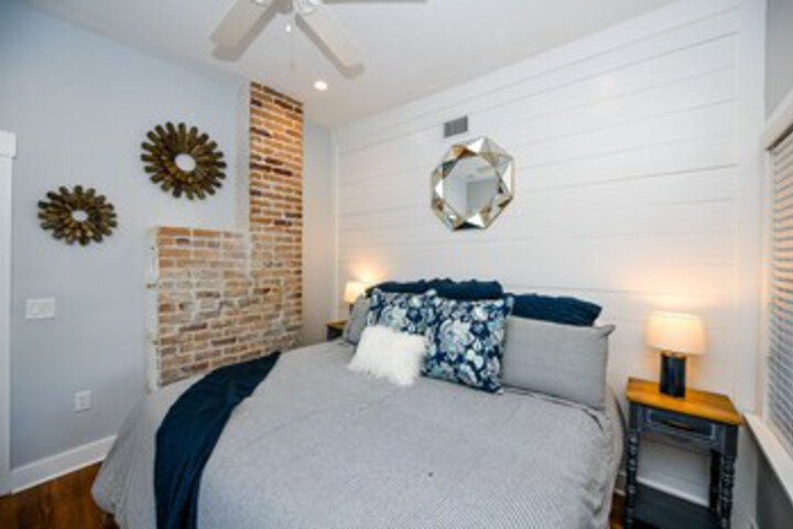 Room 25 of 25
