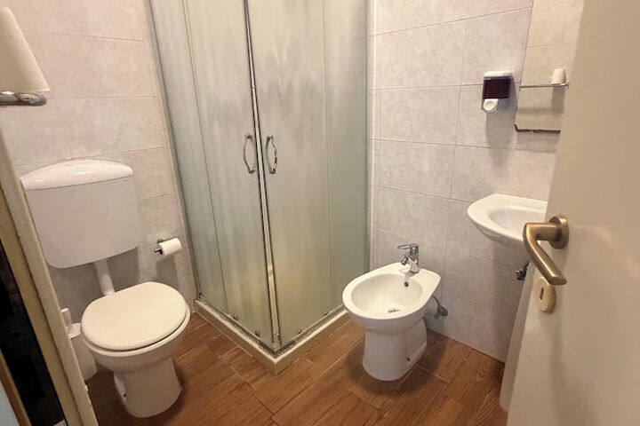 Room 75 of 101