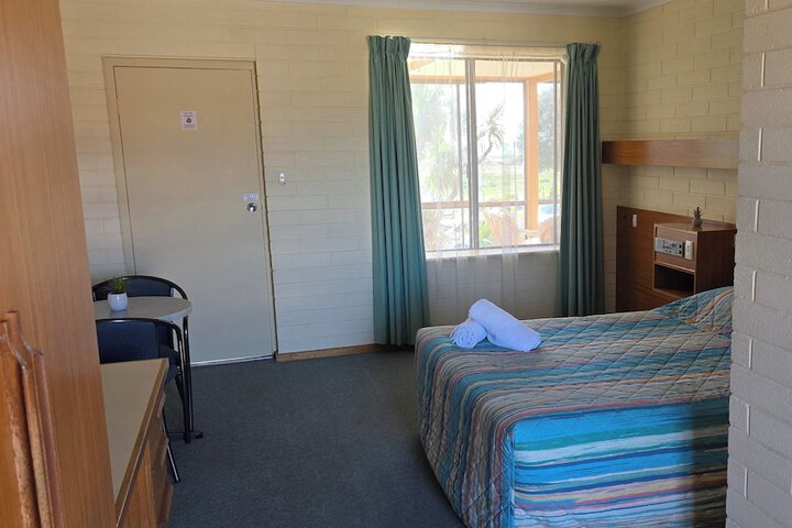 Room 7 of 39