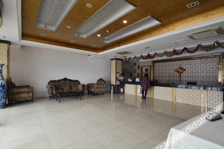Yuanhe Business Hotel