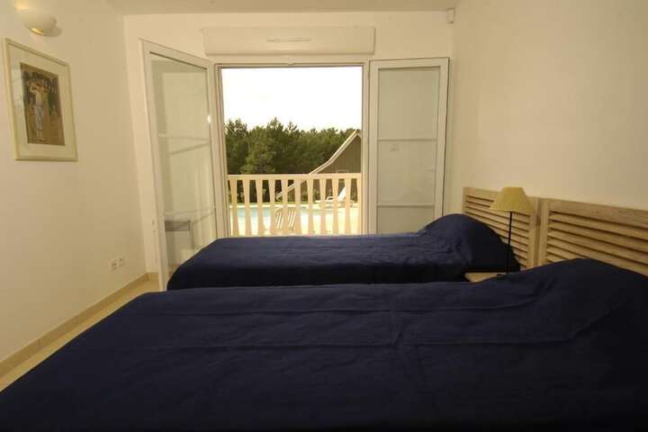 Room 3 of 13