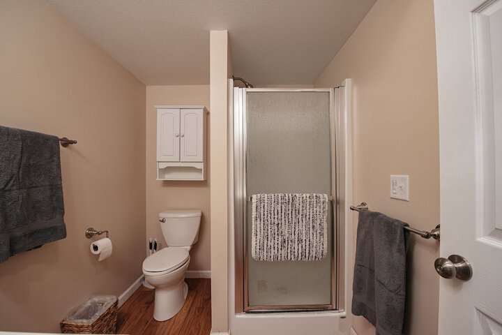 Room 127 of 188